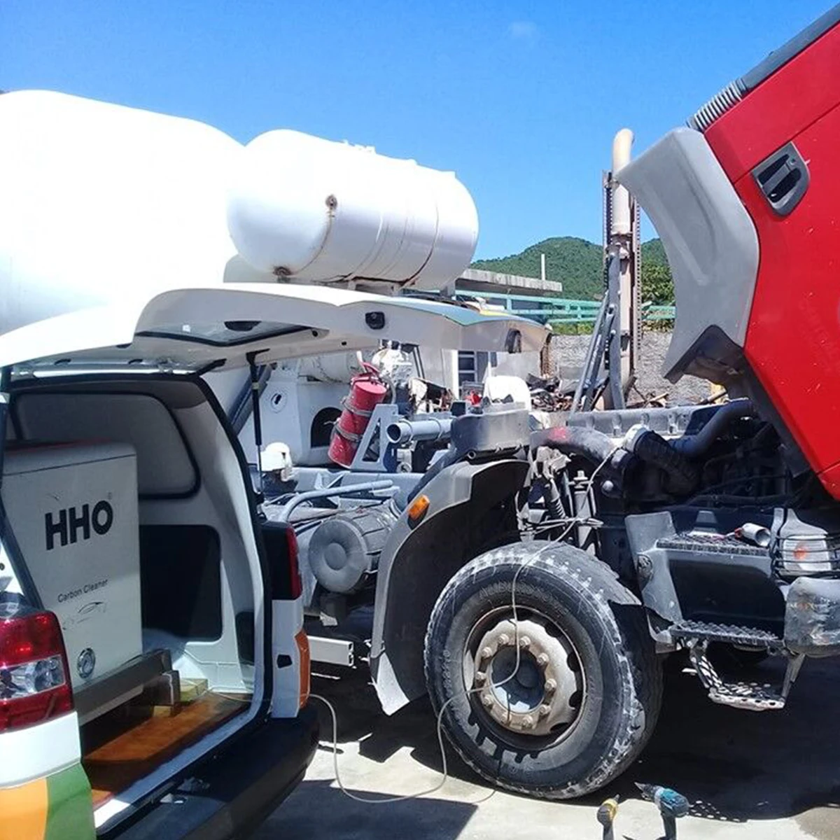 HHO Car Engine Decarbonise Machine Fuel Energy Saving CE 60min/car Oxy Hydrogen Engine Carbon Cleaning Machine Price