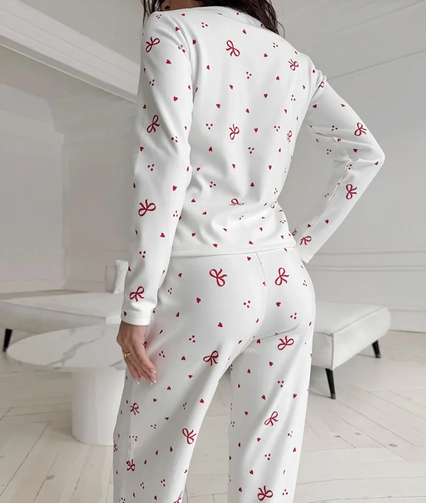 Womens Thermal Pajama Set Soft Polyester Long Sleeve Round Neck Printed Loungewear Christmas Homewear — detail