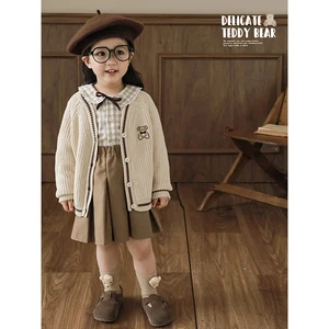 2023 New Girls' College Style Two-piece Plaid Children's Teddy Bear Cable Embroidered Logo College Shirt/Cardigan