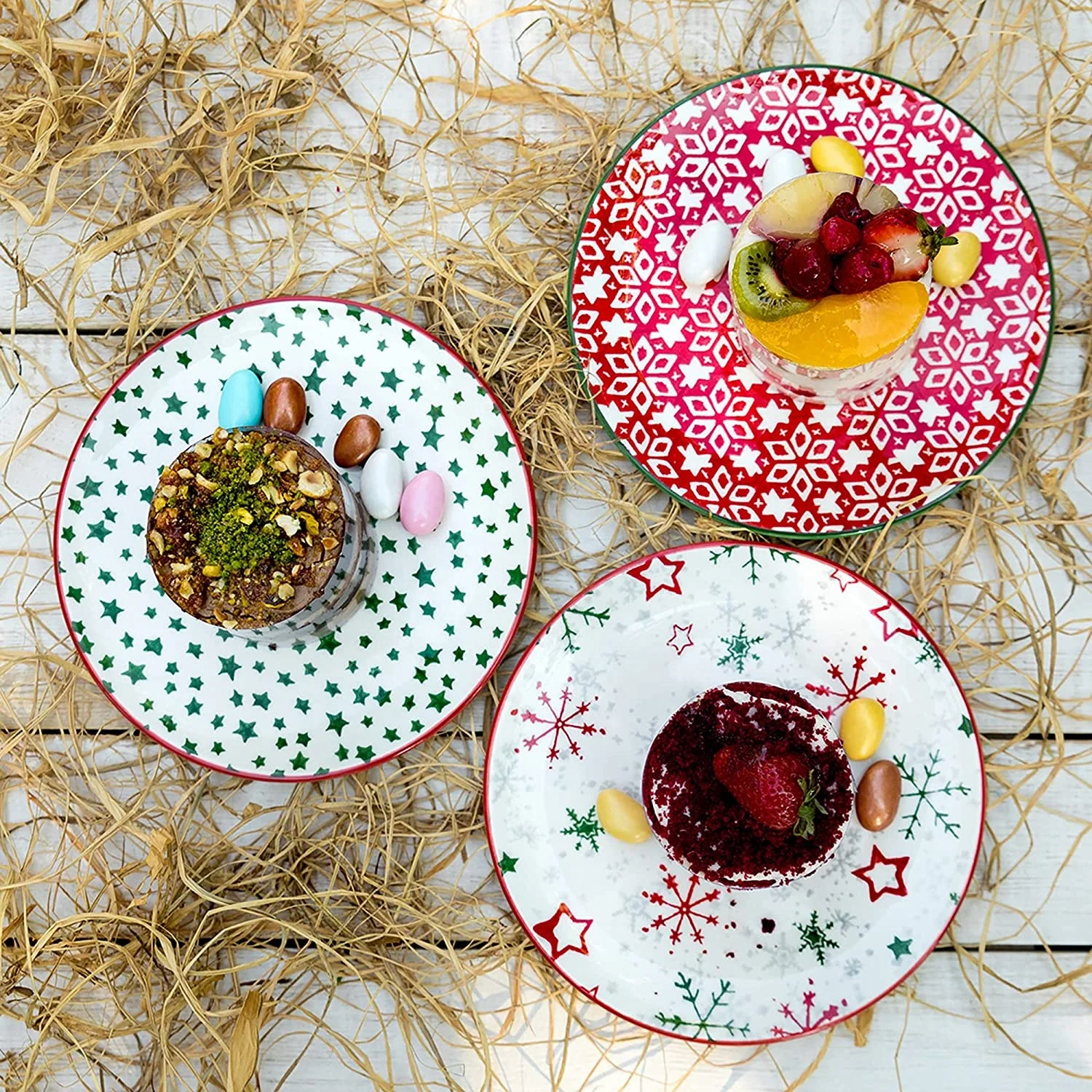 Christmas Pattern Ceramic Plates Set of by Piatti Naturali  Dessert Salad Luncheon Small Dinner Plate