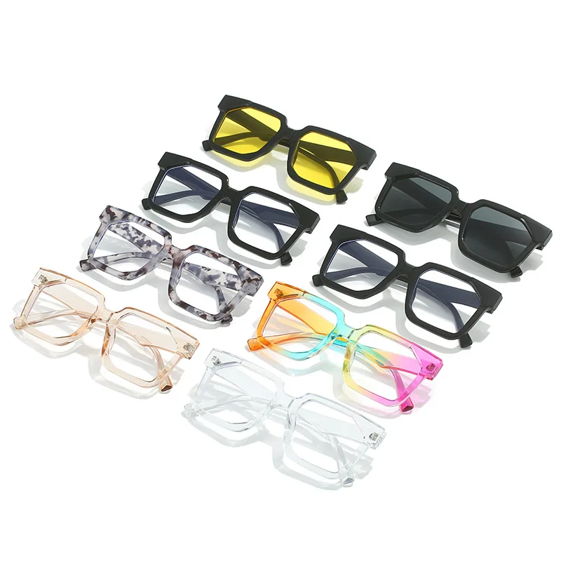 【在庫SALE】BiS 掲載ページ（約A3サイズ）#6748 Shop Chic Oversized Eye Glasses with Plastic Square Frames