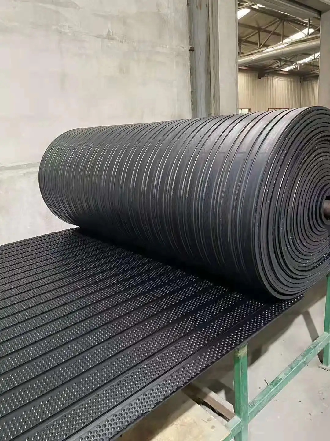 Alibaba.com: Pathway Rubber Mat for Cows / Cattle Stall / Stable / Cow ...