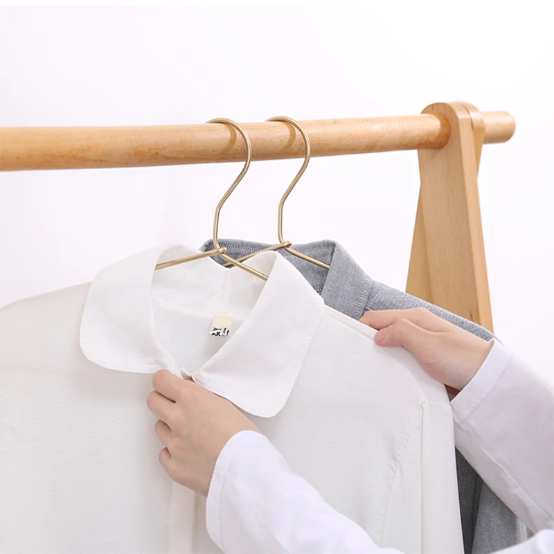 factory manufacturer high quality dry cloth metal coat hanger