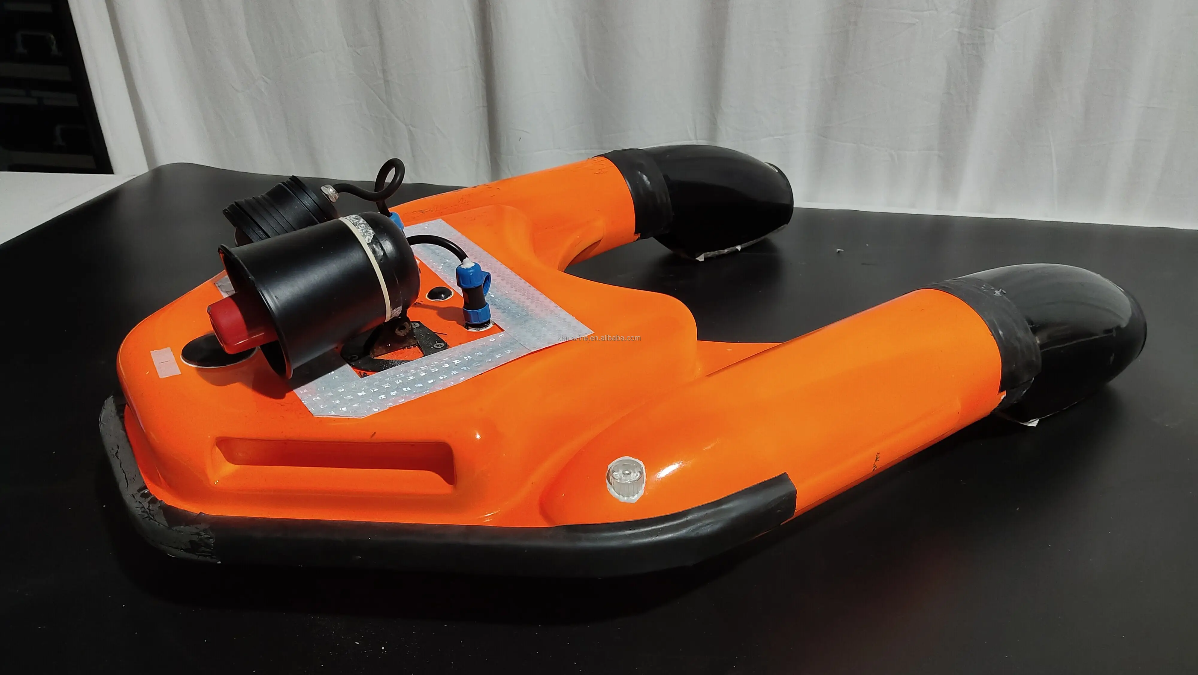 Remote Rescue Device Remote Control Water Rescue Robot - Life Saving Equipment