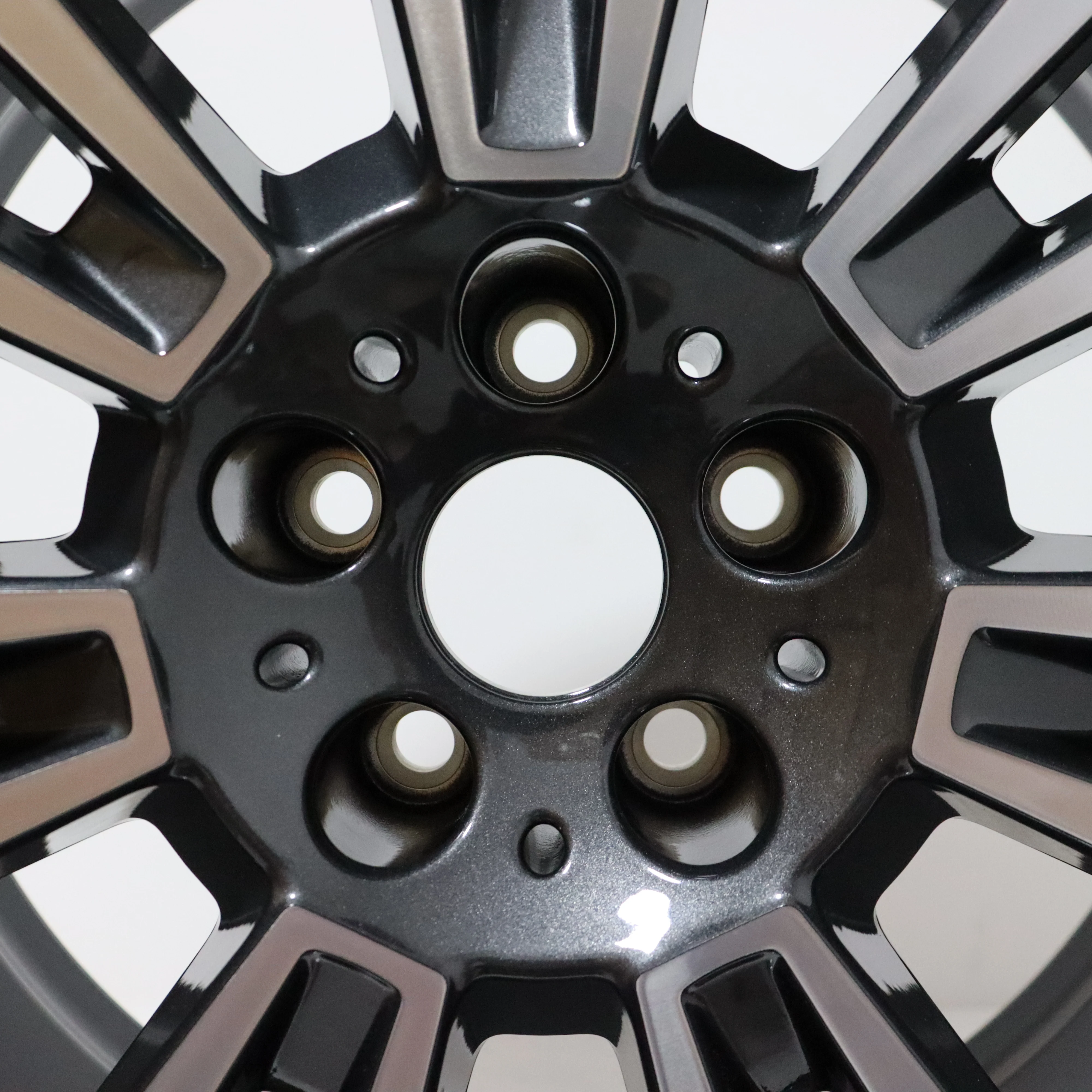 Xywheel X5 22 Inch Wheels - Enhance Your BMW X Series