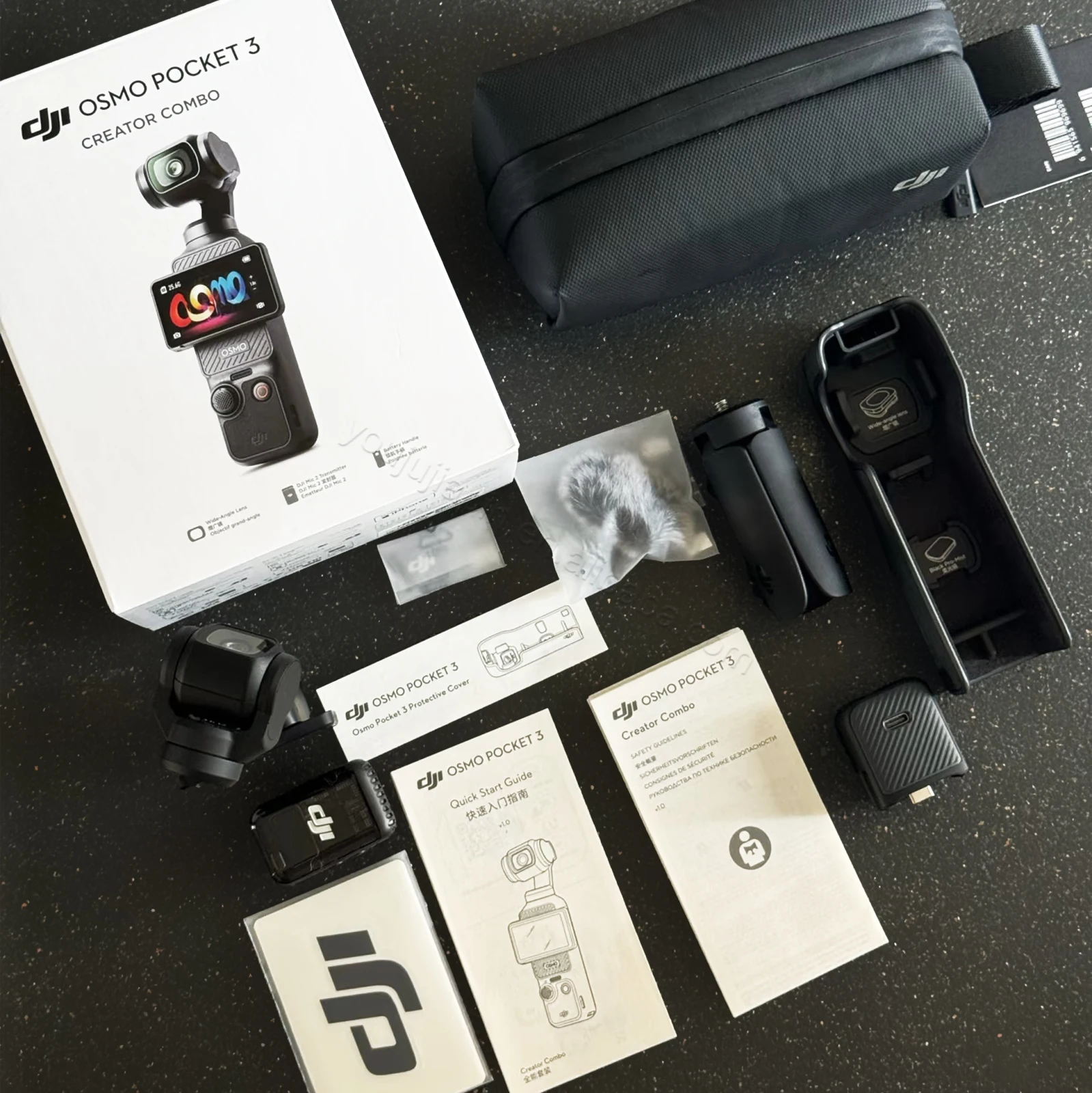 DJI Pocket3 creator combo おまけ多数 DJI Pocket 3 Creator Combo - Ultimate Portable Camera for