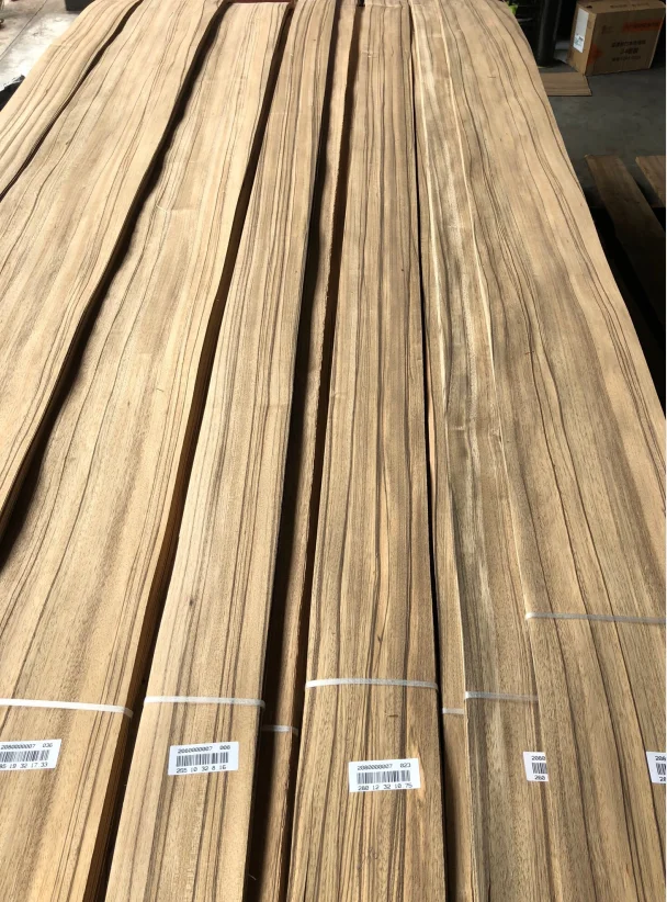 Hot Sale Natural Solid Wood Veneer 0.45mm 0.6mm Veneer Wood Red White