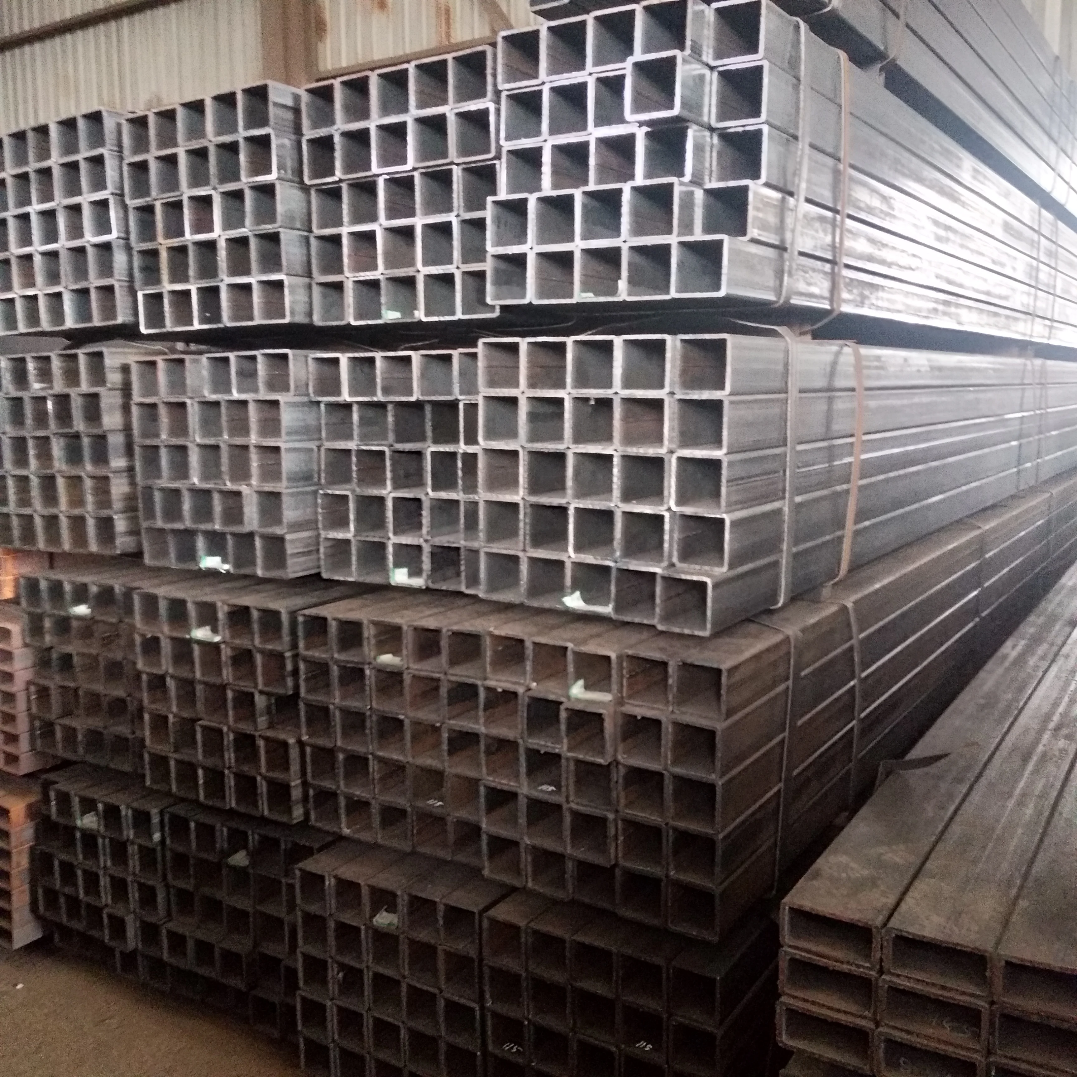 High Quality Galvanized Square and Rectangular Steel Pipes and Tubes