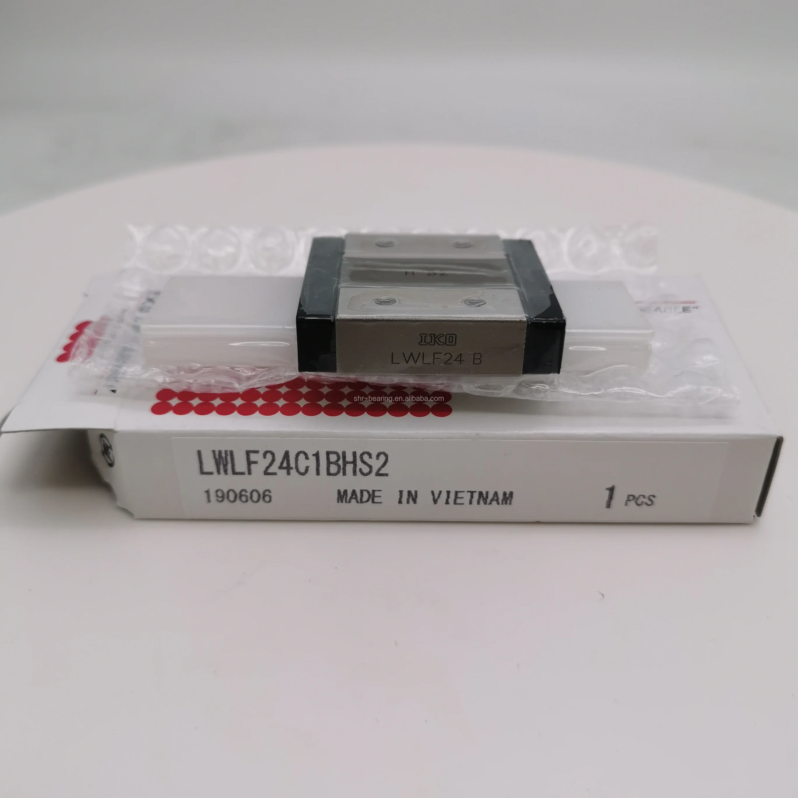 Japan IKO Linear Guide Block Linear Slide Unit LWLF18 LWLF18C2R120BH LWLF 18