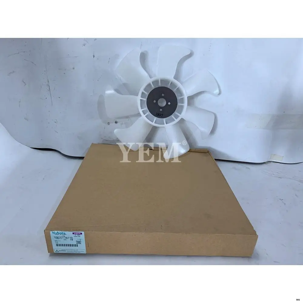 High Quality D1703 Fan Blade 19077-74110 Fit for Kubota D1703 Engine.