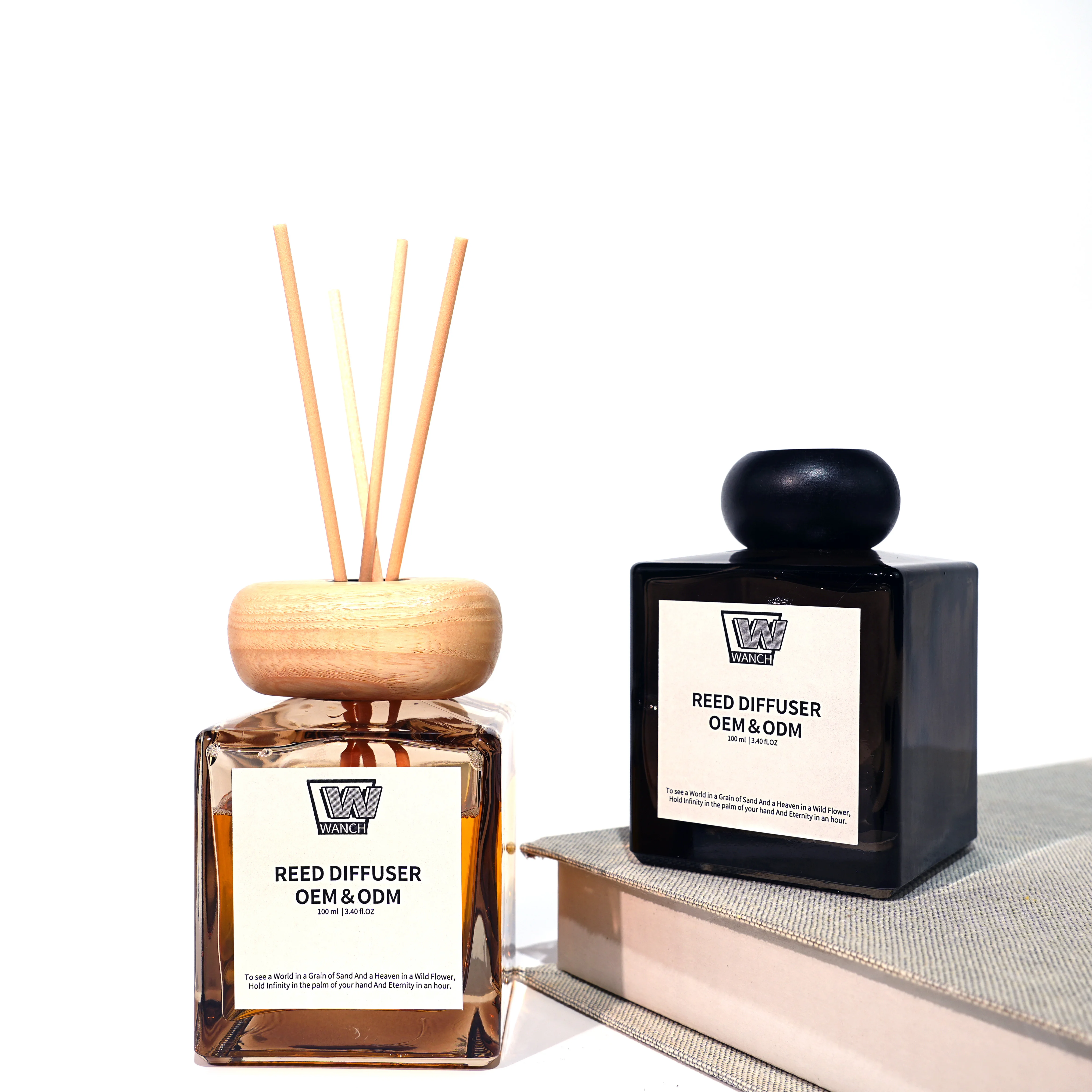 2025 Popular 50ml 100ml 150ml 200ml Customized Color Empty Reed Diffuser Round Big Belly Aroma Glass Bottles