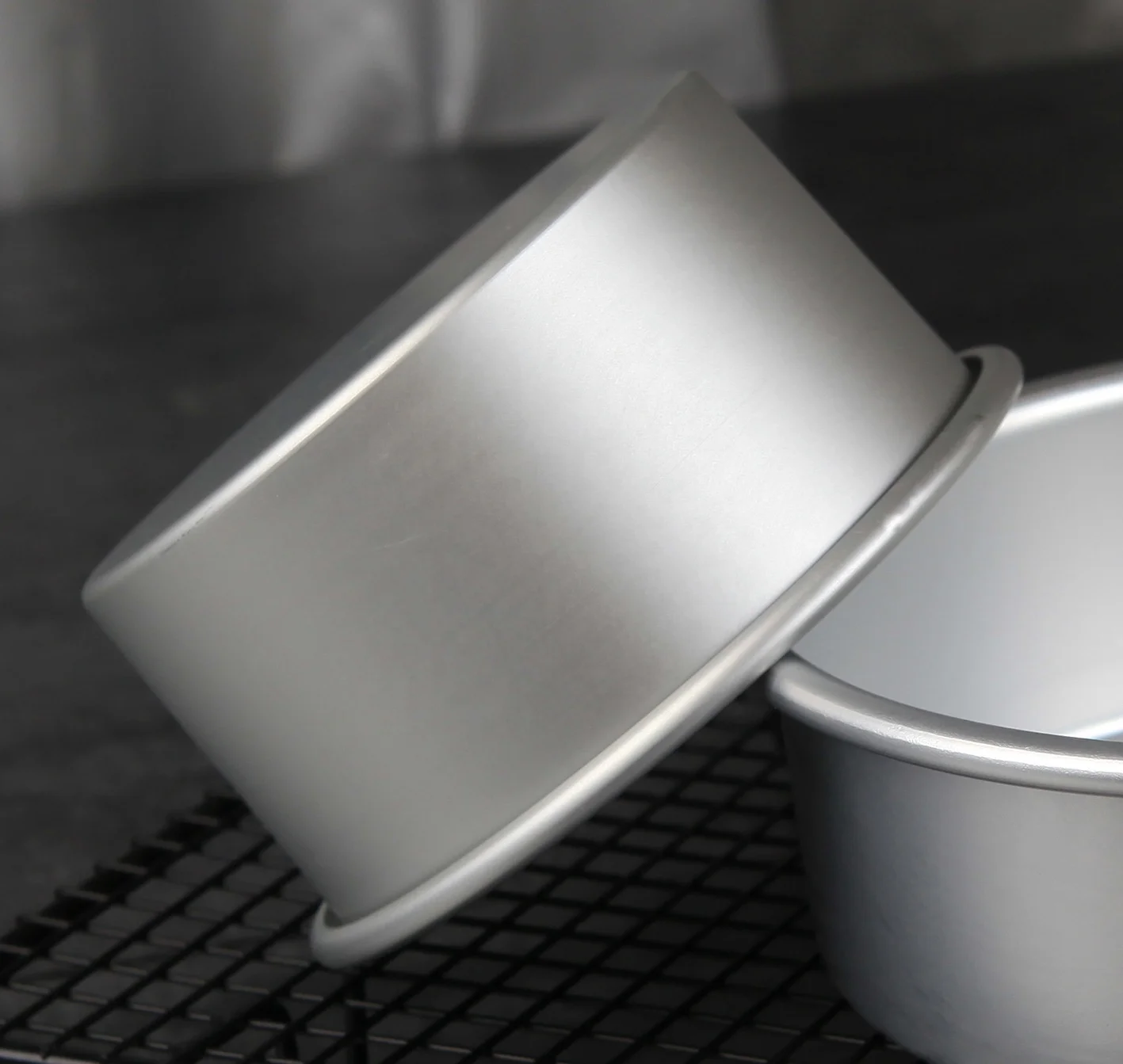 Factory Supply Deep 4 Inch Anodized Aluminum Round Fixed Bottom  Cake Baking Pan Chiffon Cake Mold Straight Side Cake Mould