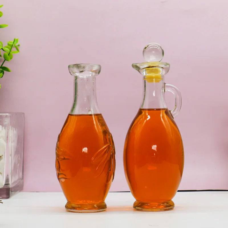 Instagram Style Long Necked Single Ear Seasoning Glass Bottle With Handle, Slim Mouthed Teapot Shaped Transparent Bottle