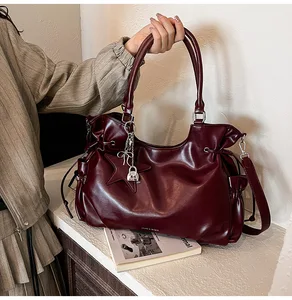 New Large Classic Women's Shoulder Bags Wholesale  Luxury Designer Ladies Adjustable Strap Tote Handbags With Pendant