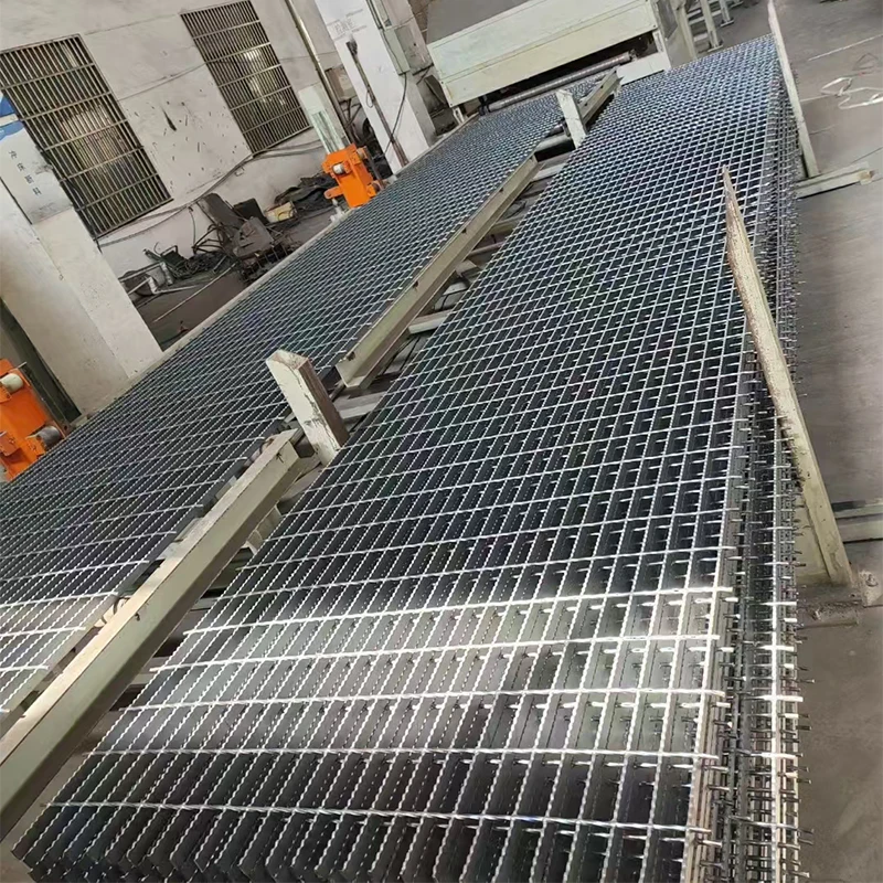 Compound Mild Rebar Galvanized Steel Grating for Floor Forge Walkway Door Mat and Steel Structure Bracket