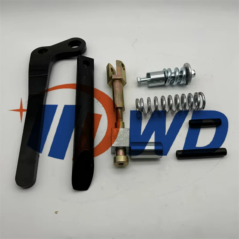 Machinery Parts  Left and Right Hand Lever Kit 6724776 6724775 for Bobcat 751 753 763 773 7753 863 873 S130 S220 S250 S300 A220