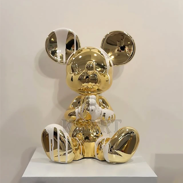 Creative Electroplating Fluid Seated Mickey Sculpture Fashion Creative Cartoon Figurine Decorate Gallery Resin Crafts