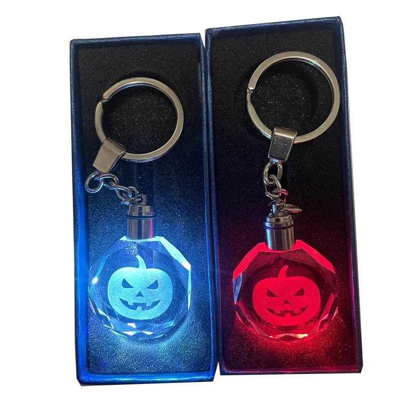 Customized Promotional Halloween Led Keychain Luminous Mini Craft Pumpkin Ghost Halloween Pumpkin Keyrings with Led Light