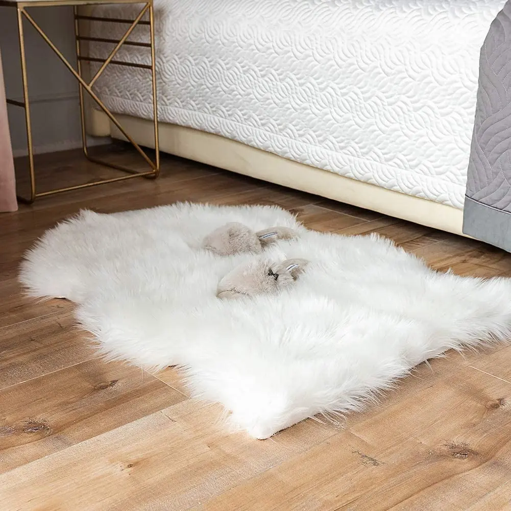 Alfombra blanca suave Shaggy Área de la silla Cubierta alfombra Piel sintética