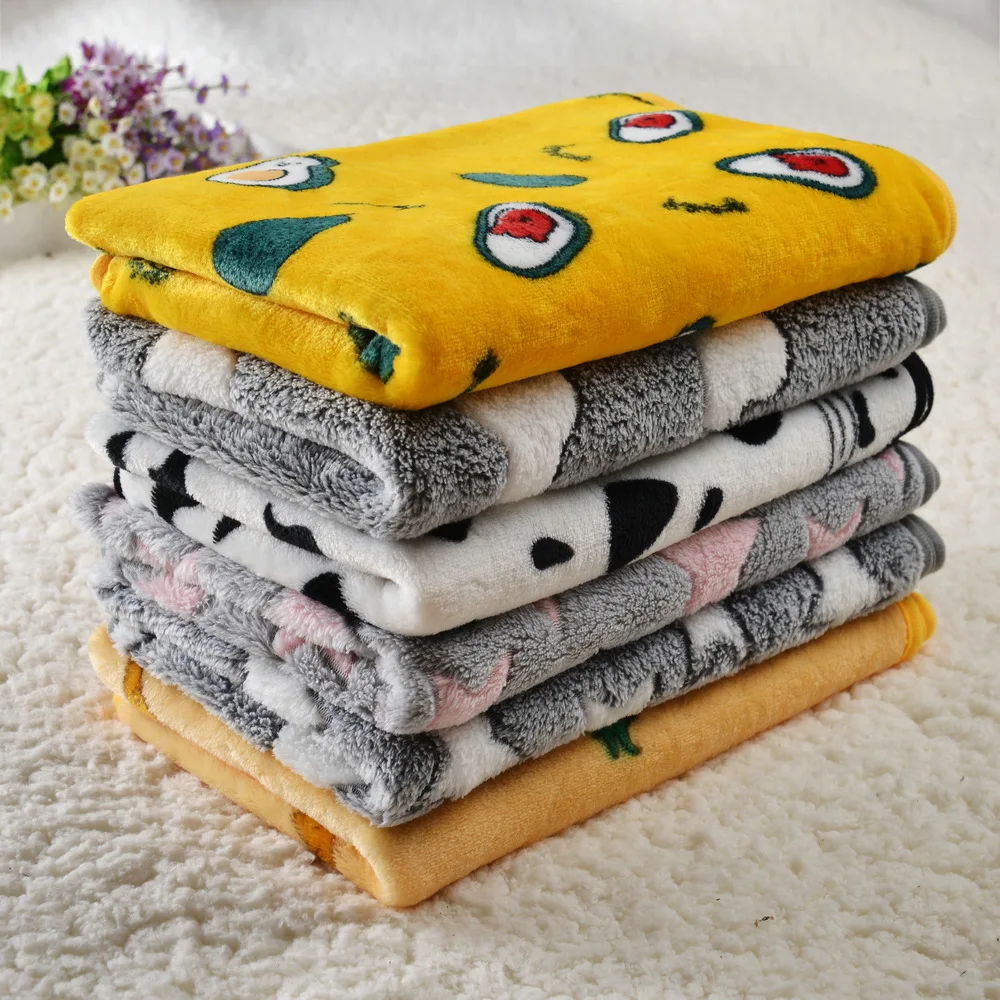 Wholesale Personalized Design Size Custom Machine Washable Dog Blanket Print Flannel Dog Blanket