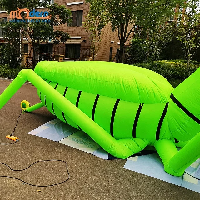 Event Nightclub Jungle Forest Theme Decorative Inflatable Grasshopper Cartoon Balloon 210D Oxford Cloth 16-color RGB LED Light
