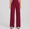 Red(pants)