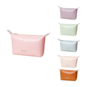 Promotional Large Capacity Handheld PU Leather Makeup Cosmetic Bag for Women Fashionable Zipper Closure Letter Gift for Girls