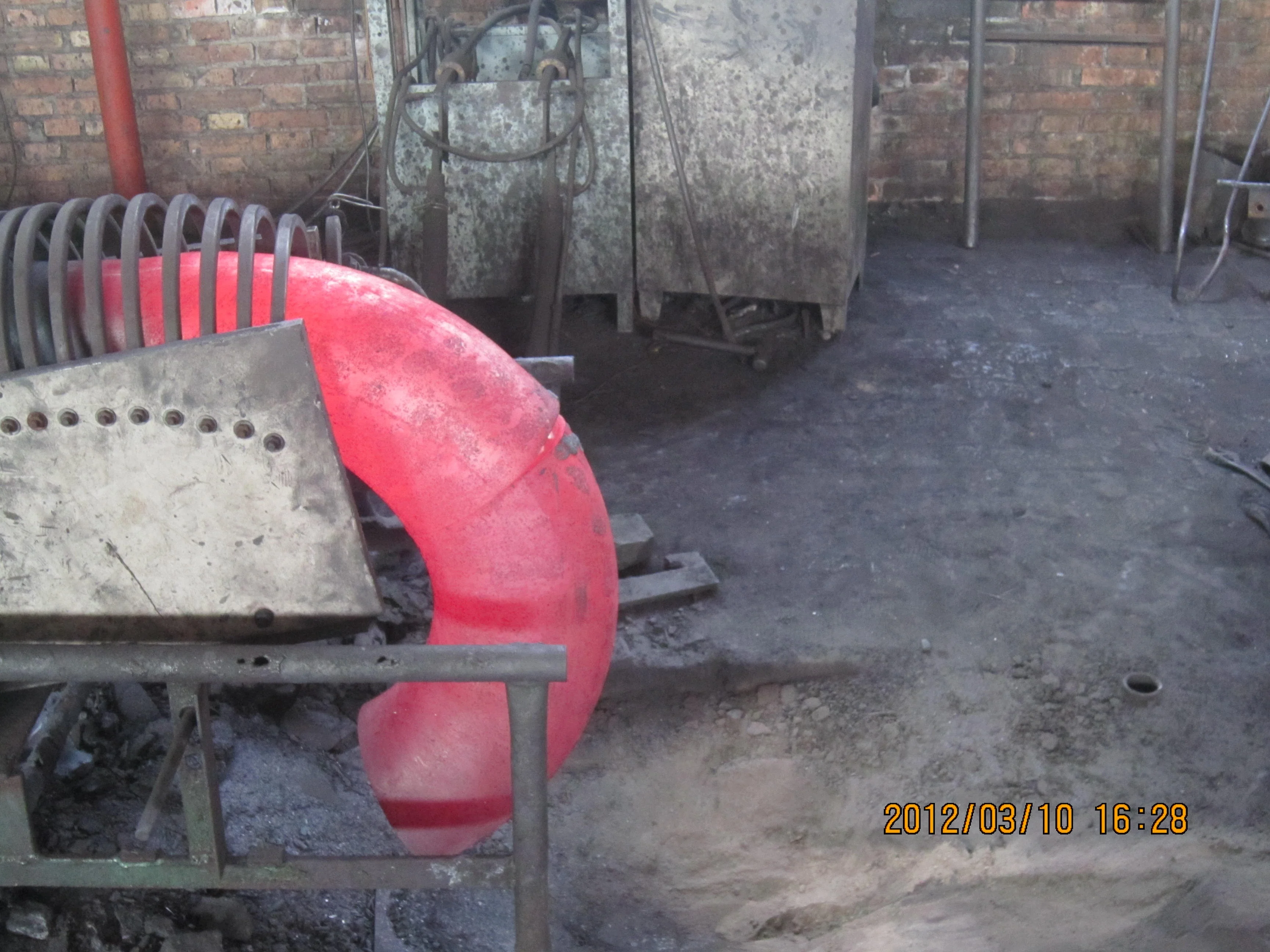 Intermediate Frequency Heating Elbow Hot Making Forming Machine for Carbon Steel ERW and Seamless Pipe High Precision