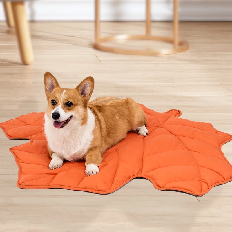 Hot Selling Design Pet Cat Bed Foliage Pet Cat Dog Mat Washable Cute