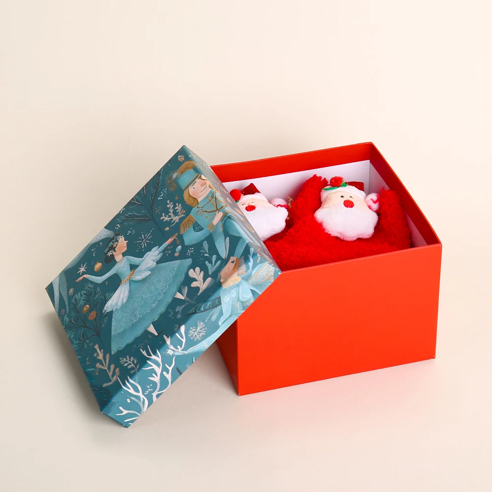 Herstellerindividuelle feste Geschenkverpackungsboxen aus Graupappe aus Papier für Weihnachtssocken, Prägung, Mattlaminat, Weihnachtsgeschenkbox