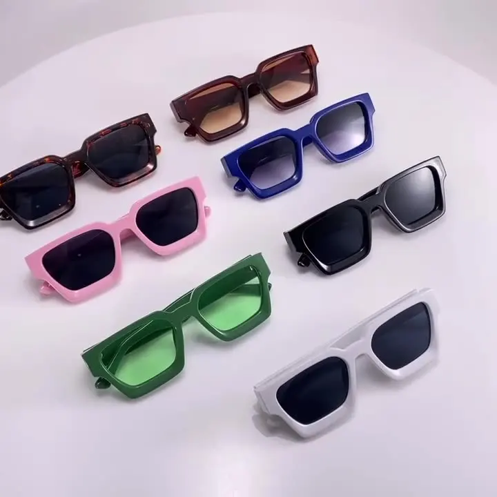 2025 nuova moda uomo donna tonalità firmate Uv400 occhiali da sole