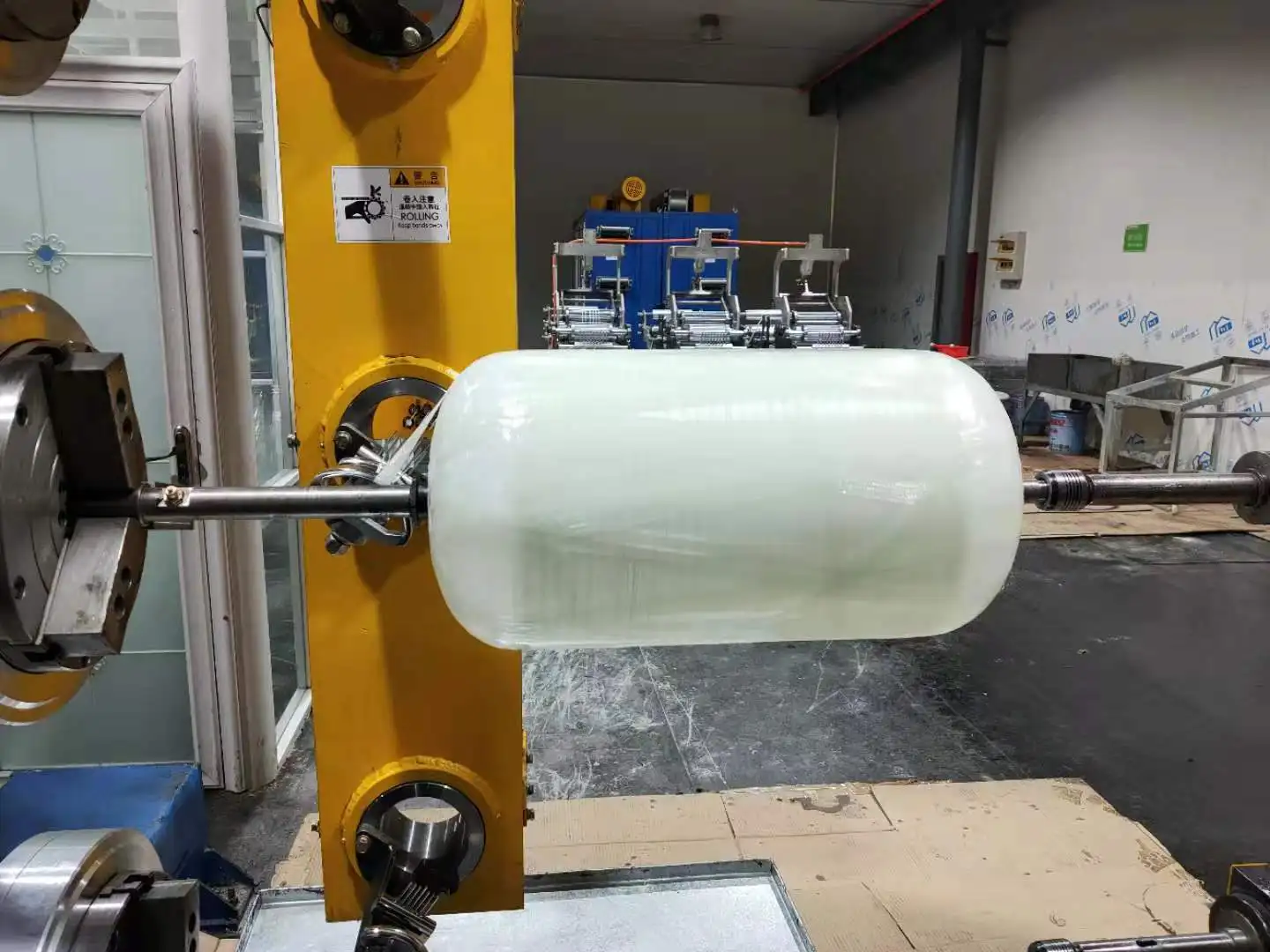 LPG Composite Cylinder Safety No Rust Plastic Gas tank HDPE 20bar 10kg Color Customized Low Price