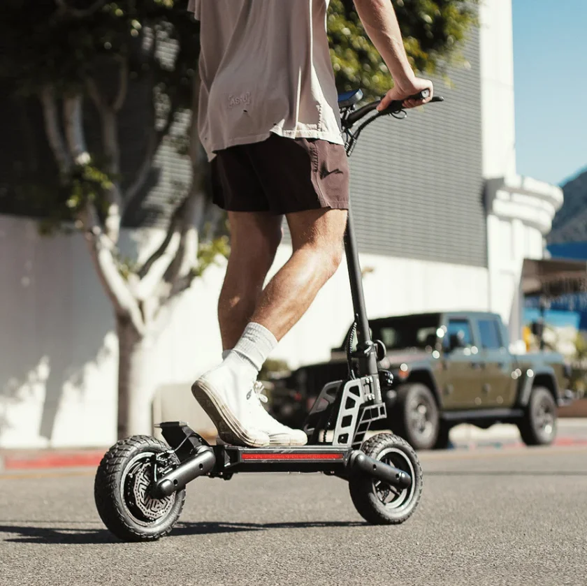 Ultimate Well-priced Good Quality High-end Foldable Kukirin G2 Pro Versatile Electric Scooter