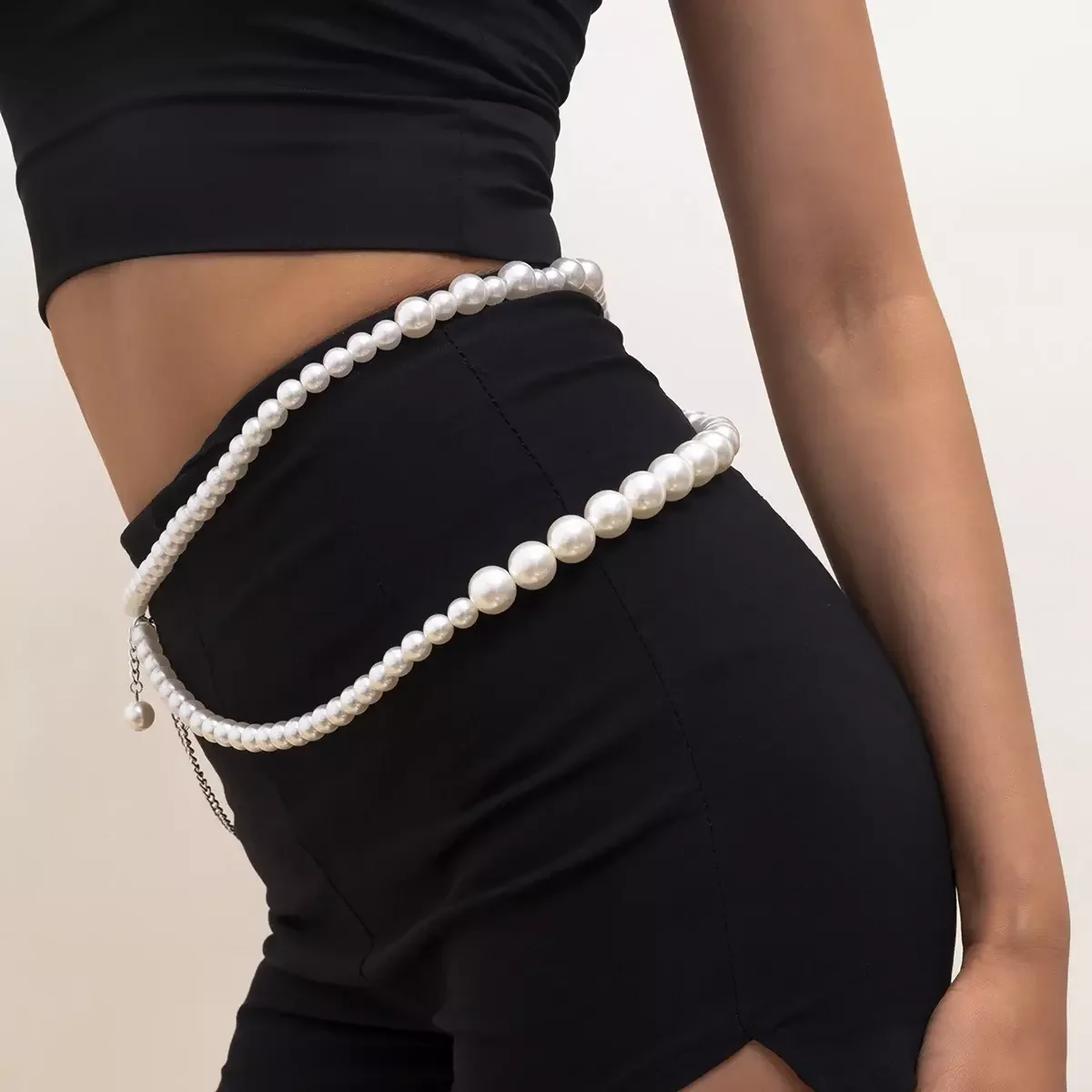 Baroque style waist chain Baroque Pearl Waist Chain – RICHRADIQS main image 4