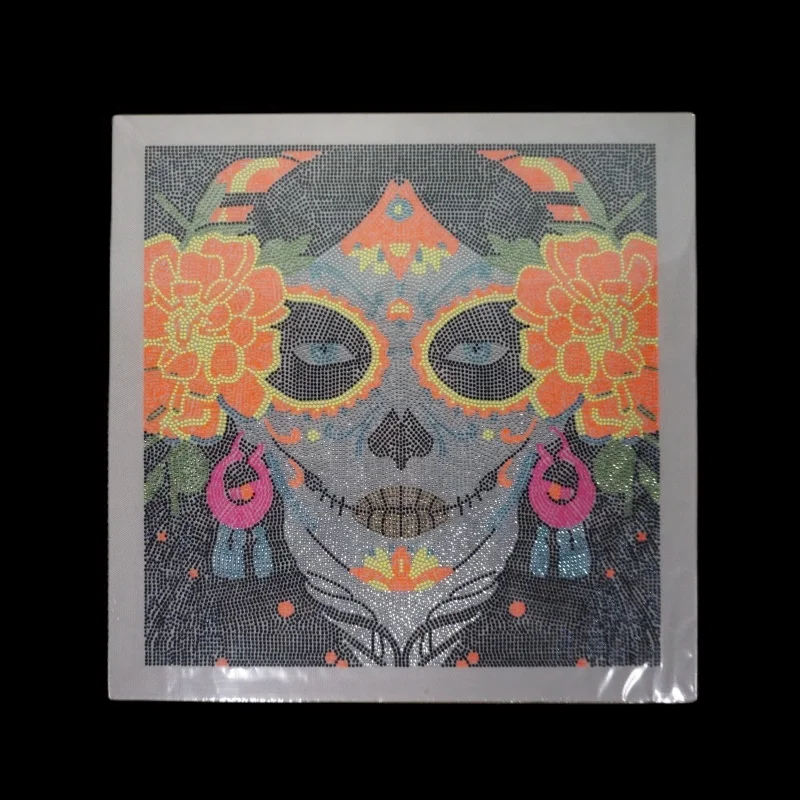 Factory wholesale ready to ship bee design iron on rhinestone transfer motif custom rhinestone heat transfer