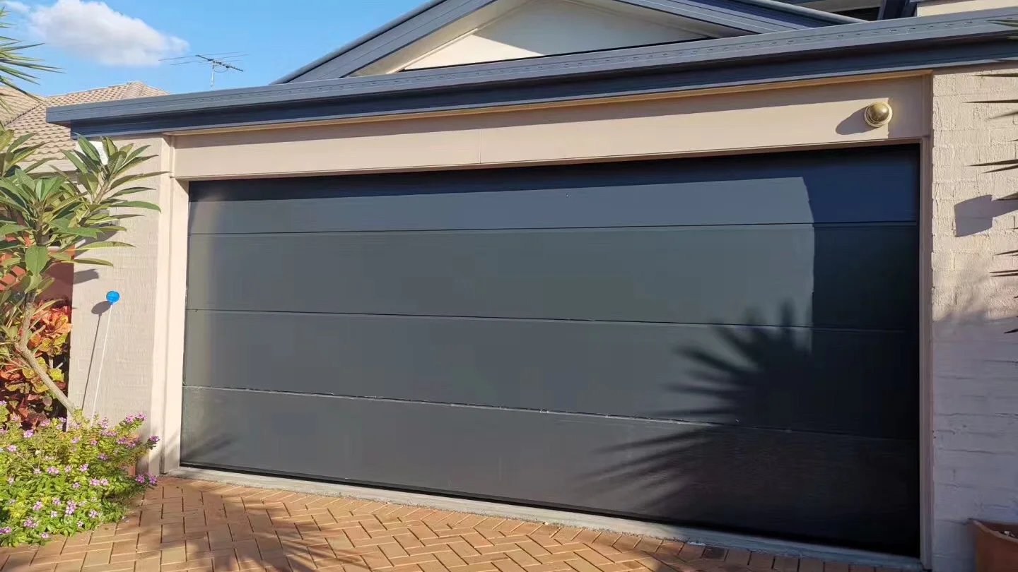 Residential Automatic Pintu Garasi Otomatis Sectional Double Garage