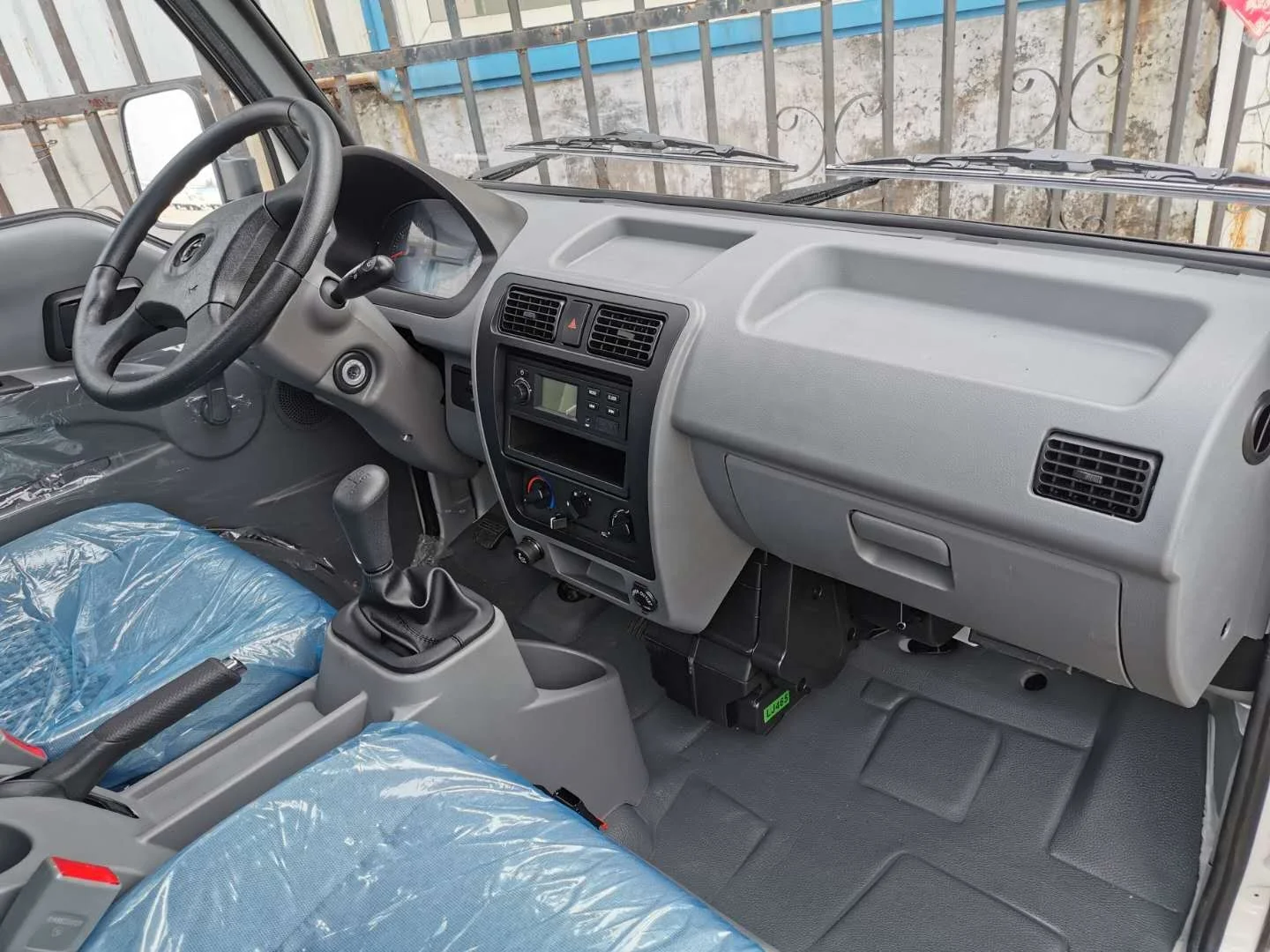 
 FOTON Forland 1ton бензиновый мини-грузовик с двигателем 1051cc и одиночной задней шиной  