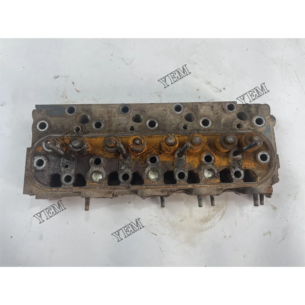 Engine Spare Parts V1205 Cylinder Head Assy for Kubota Cylinder Head Assy 4