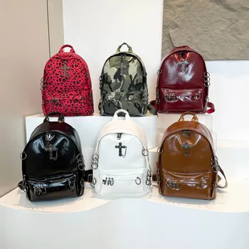 European American Retro Style Large Capacity Oil Leather Leopard Print Backpack for Women Versatile for School Work Commuting
