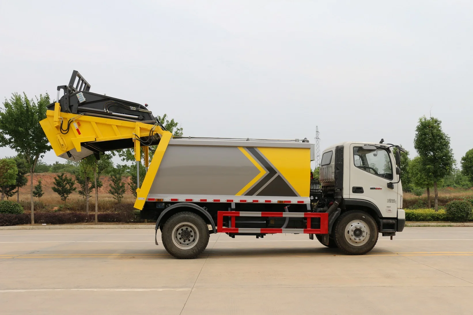 Foton Sanitation Truck Waste Garbage Collector And Compactor Truck ...