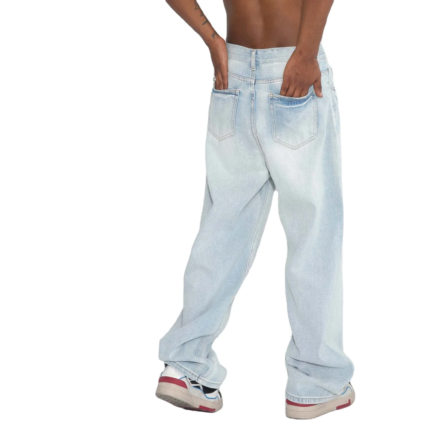 2024 Nuovo produttore di colore semplice dritto Jeans azzurri chiari dal design personalizzato per uomo_voghion.com