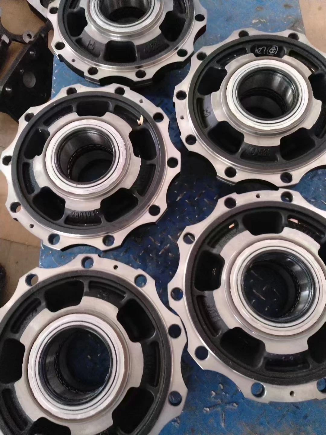 制动鼓HD90129340571 Shacman Hande X3000 M3000 F3000 X6000适用于