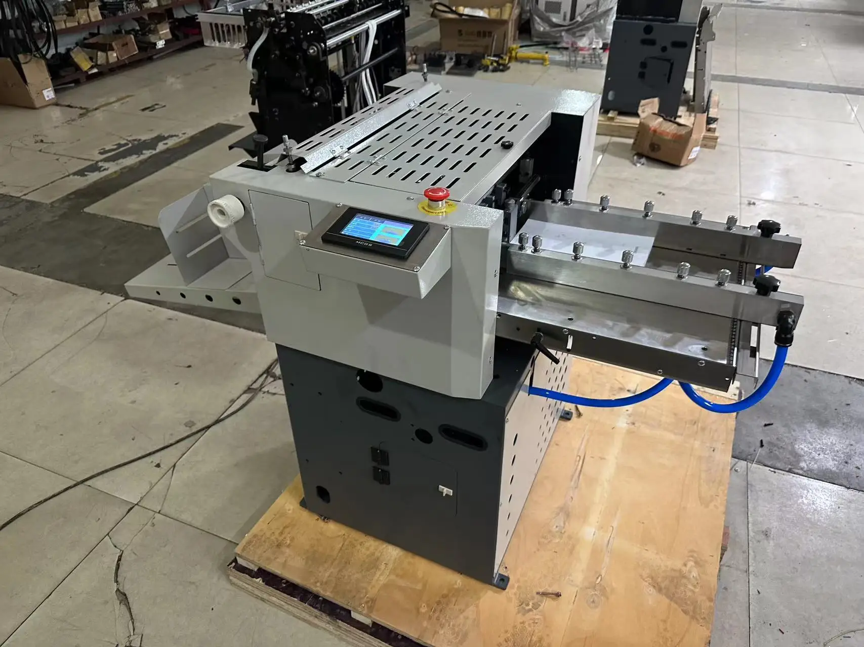 550  Auto Numbering and Paper  Perforating Machine Electric Paper Creasing and Perforatingmachine