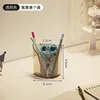 Pen holder