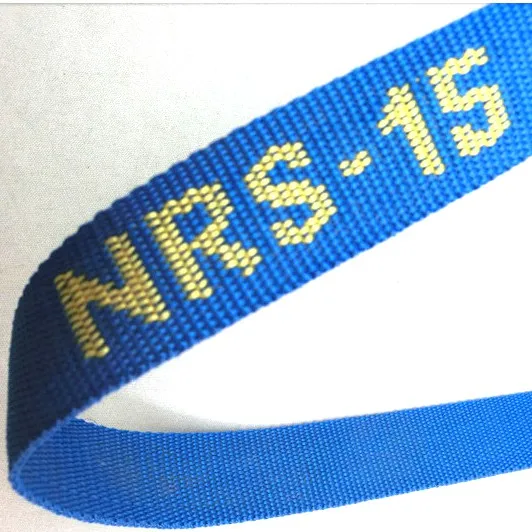 Ремешки для поводка и сумки с вышитым узором