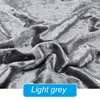 Grigio-chiaro