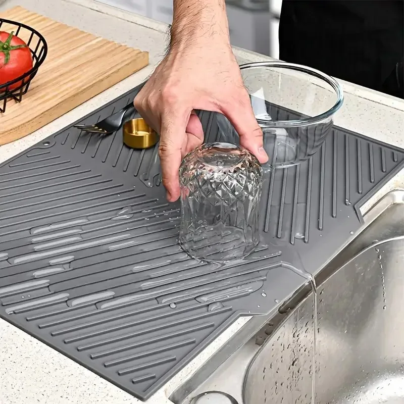 Ilicone Drying Pad Non Slip Heat Resistant Drain Mat Easy to Clean Coaster for Kitchen Tableware