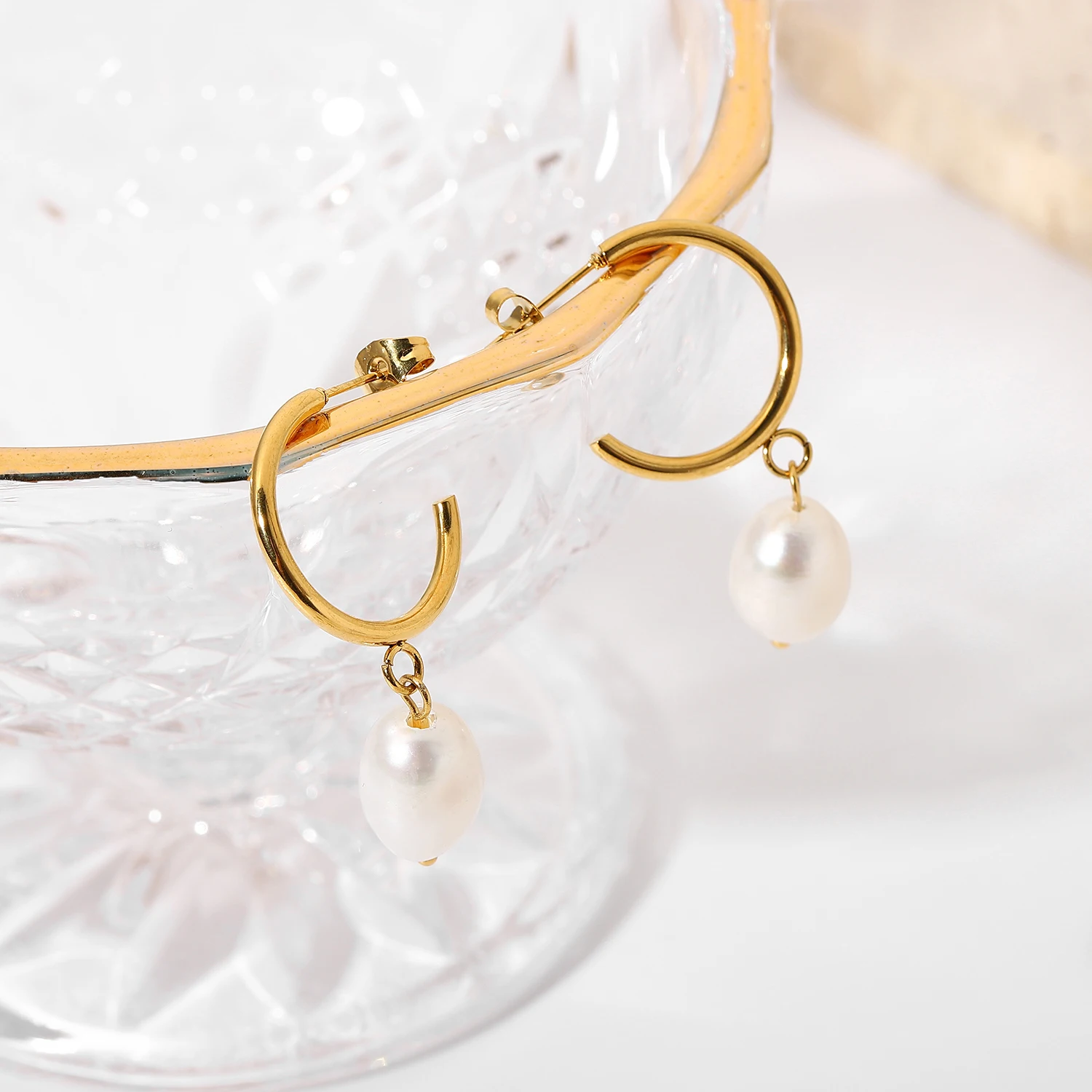 18k Gold Planted Pearl Cc Texture Hoop Earring Nontarnish Stainless