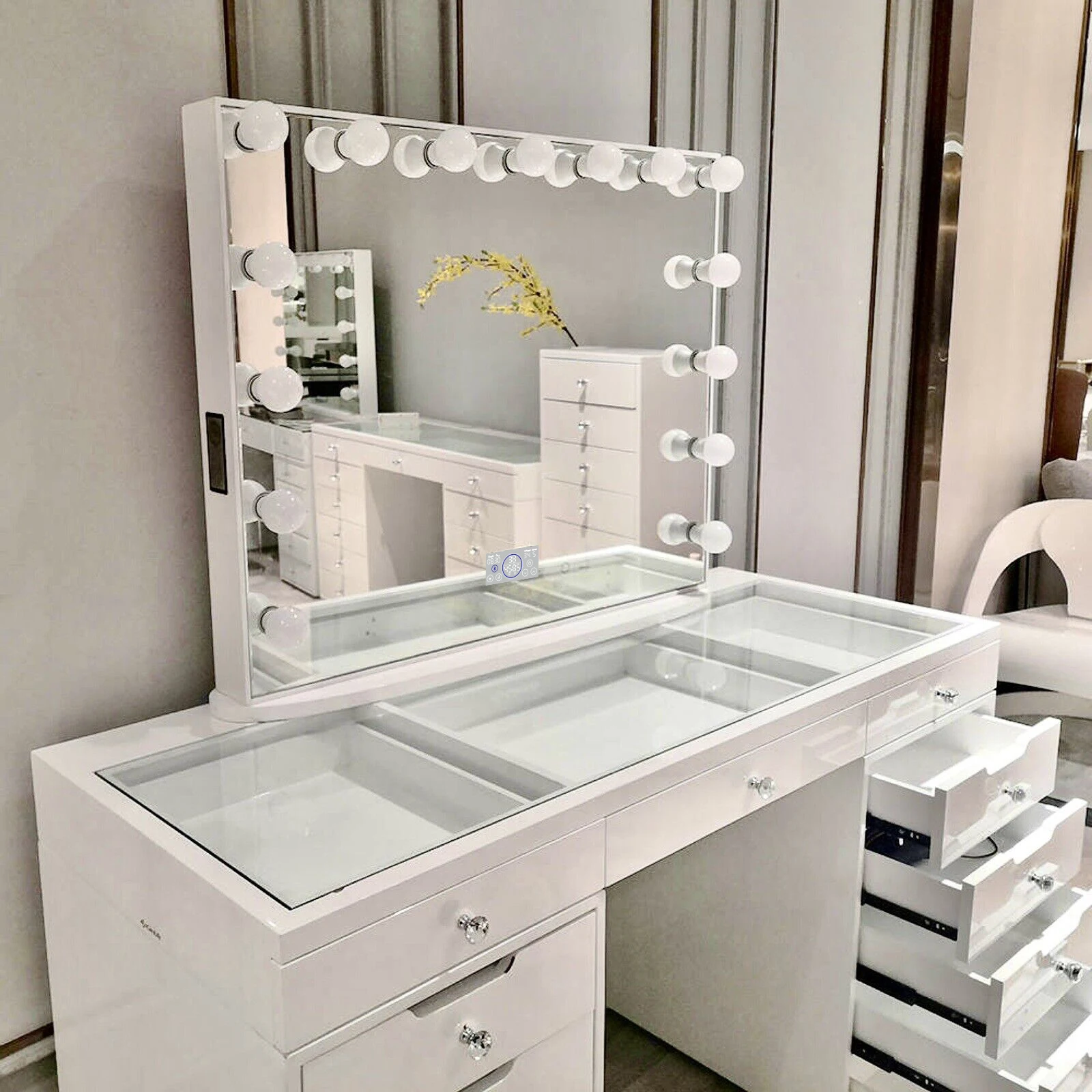 Зеркало для туалетного