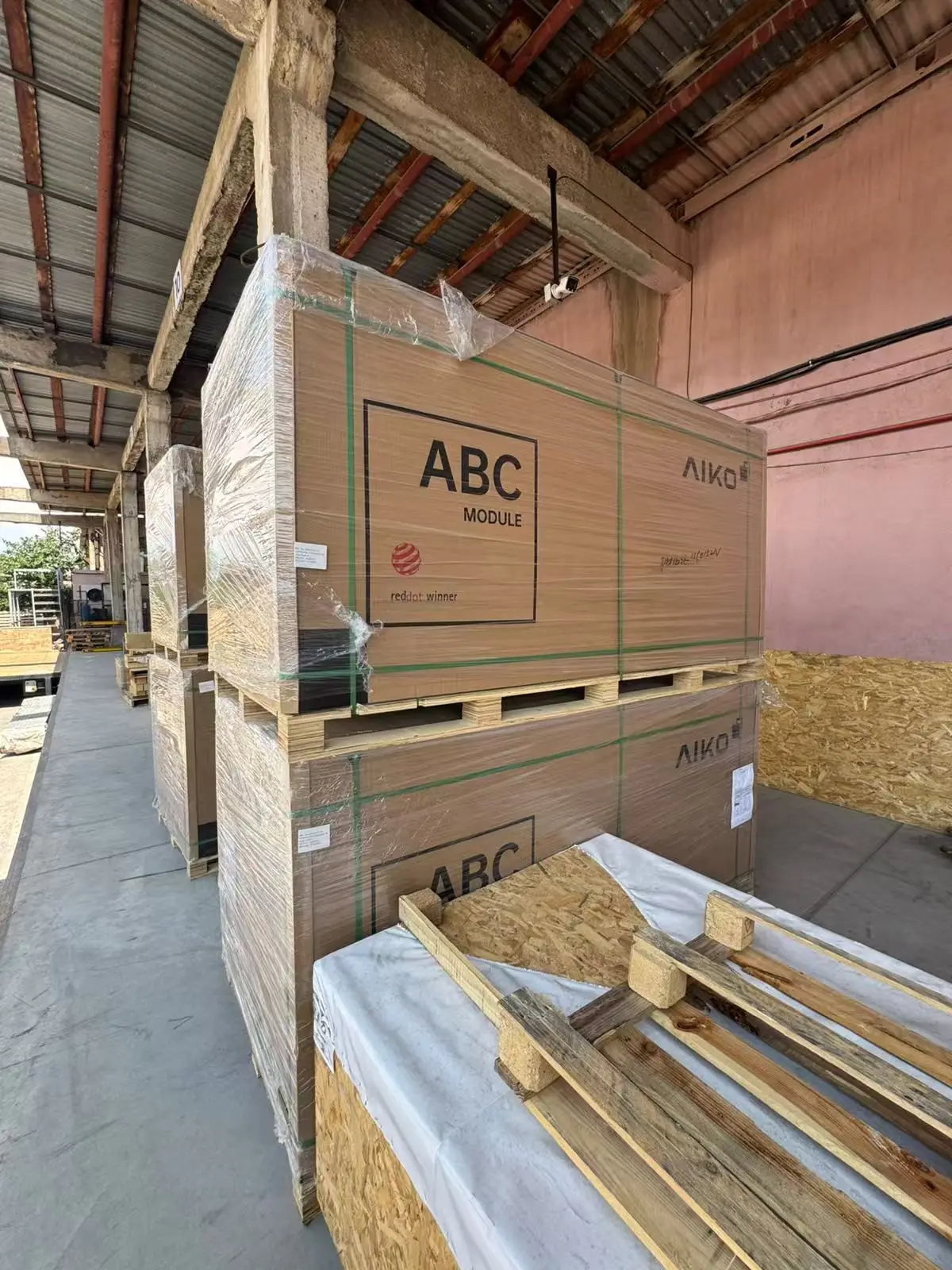 aiko Abc Mono Glass Pv Modules 650w 655w 660w 665w 670w Aiko Abc Cell